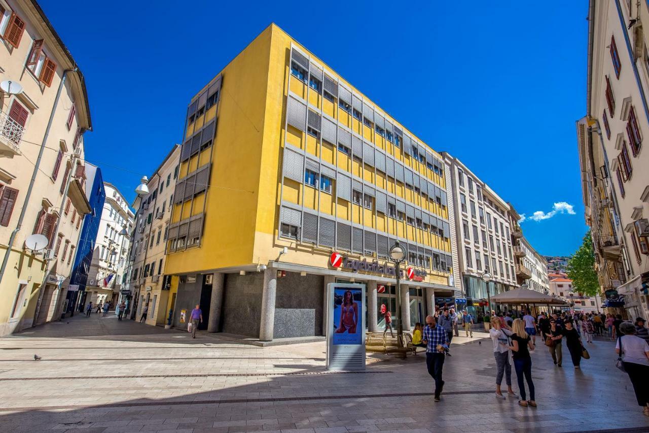 Apartments In The City Риека Экстерьер фото