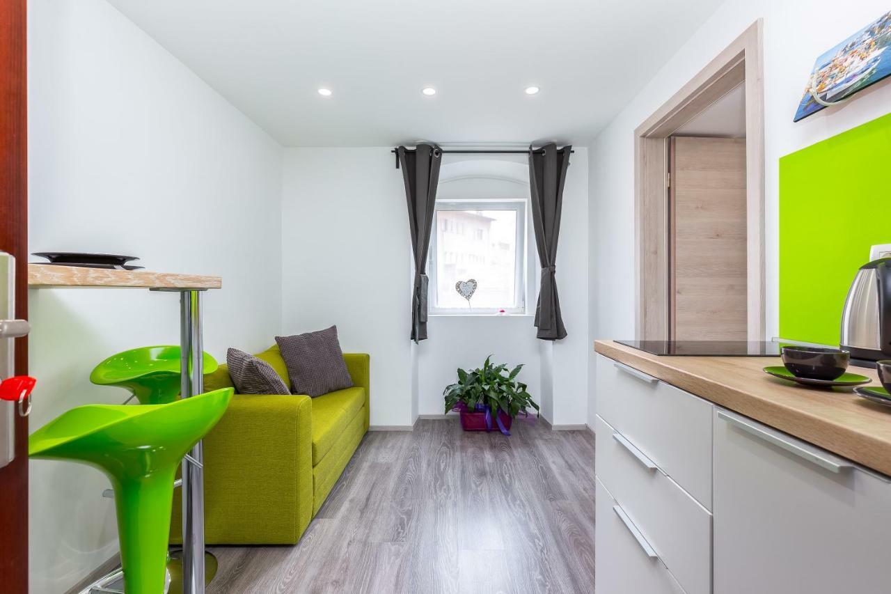 Apartments In The City Риека Экстерьер фото