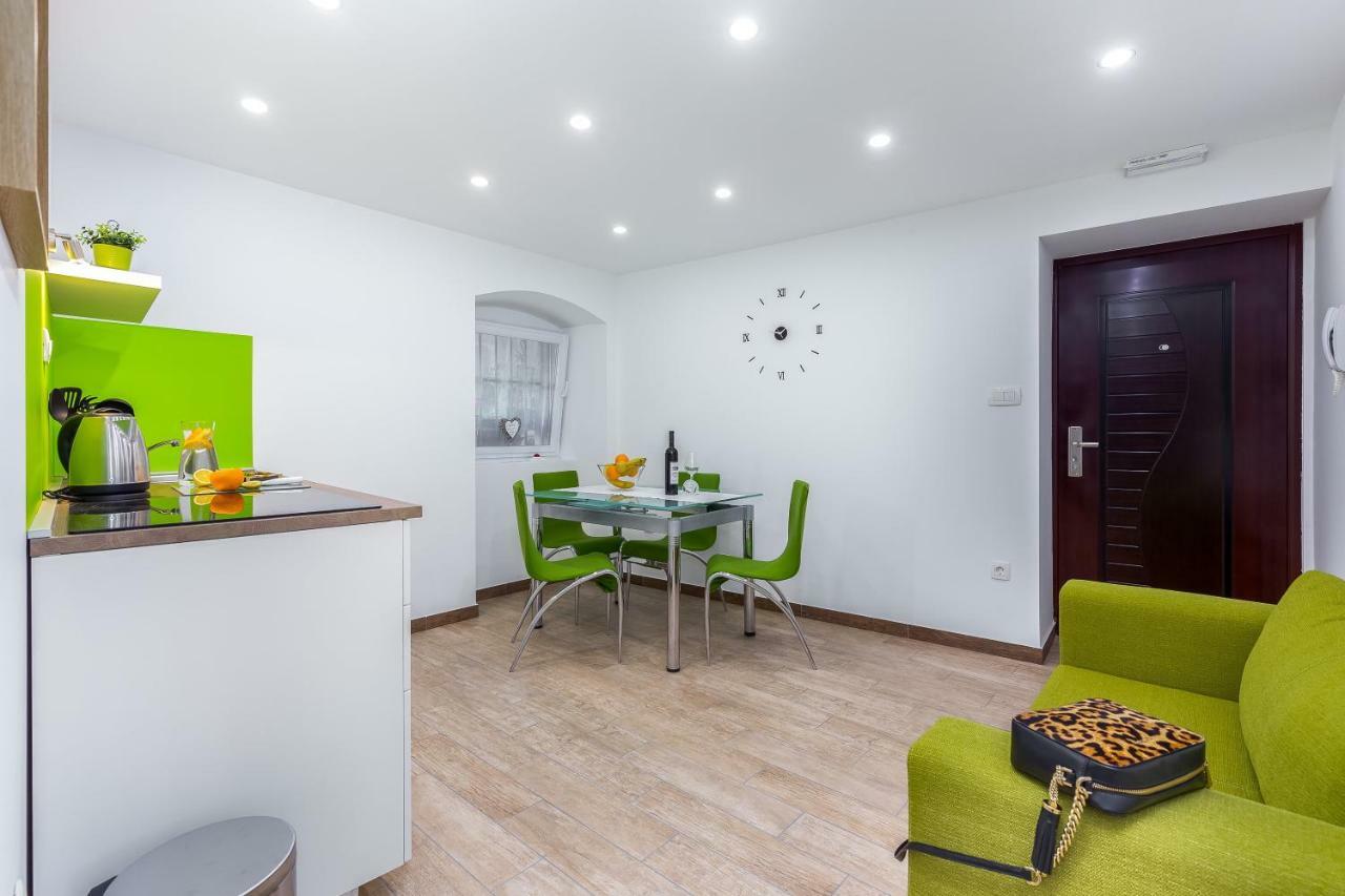 Apartments In The City Риека Экстерьер фото
